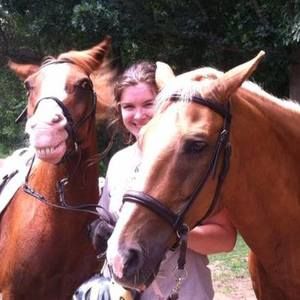 Meet your Posher, Hannah